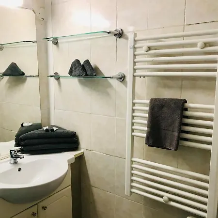 Apartman O Coeur De - T2 Climatise Avec Terrasse - 2 **