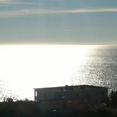 O Coeur De - T2 Climatise Avec Terrasse - 2 ** Sète